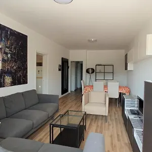 5 Min To The Beach Holiday Shared Apartment - Private Room In 3 Bdr Apt Larnaca